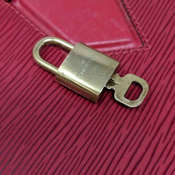 ⭐ #311 vintage Louis Vuitton padlock and k… - Picture 2 of 5